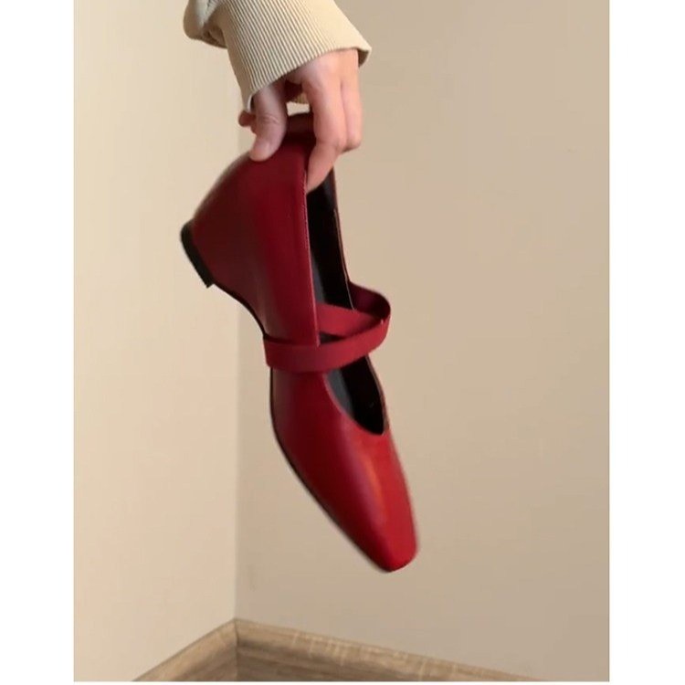 French-style Vintage Low-heel  - Vintage Collectible Shoes ulasan dan harga