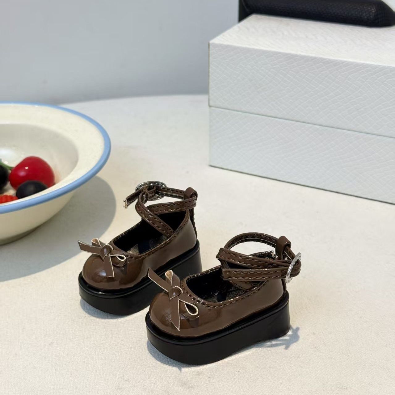 Coffee Brown Bow Platform Doll - Vintage Collectible Shoes ulasan dan harga