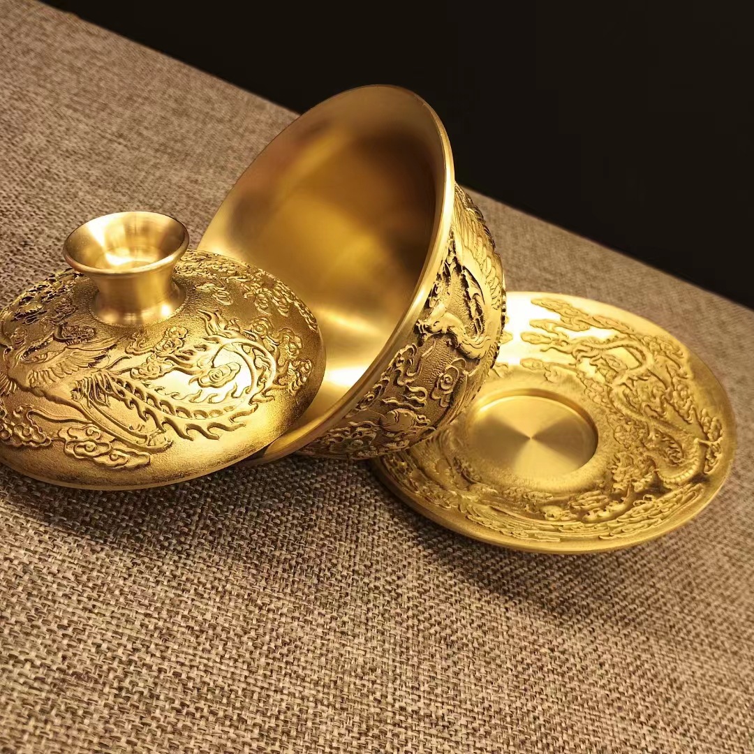 Vintage Brass Embossed Dragon  - Vintage Collectible Furniture ulasan dan harga