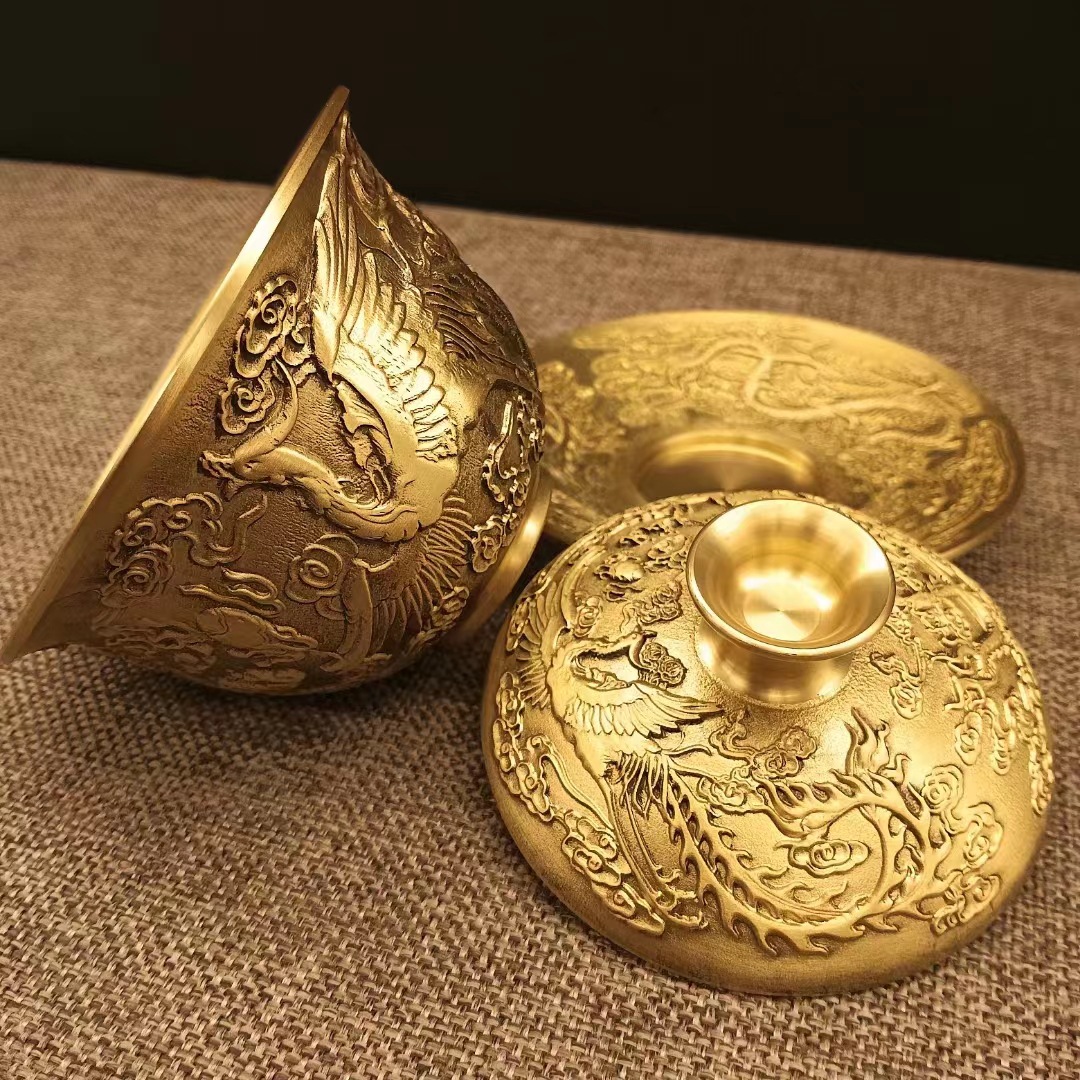 Vintage Brass Embossed Dragon  - Vintage Collectible Furniture ulasan dan harga